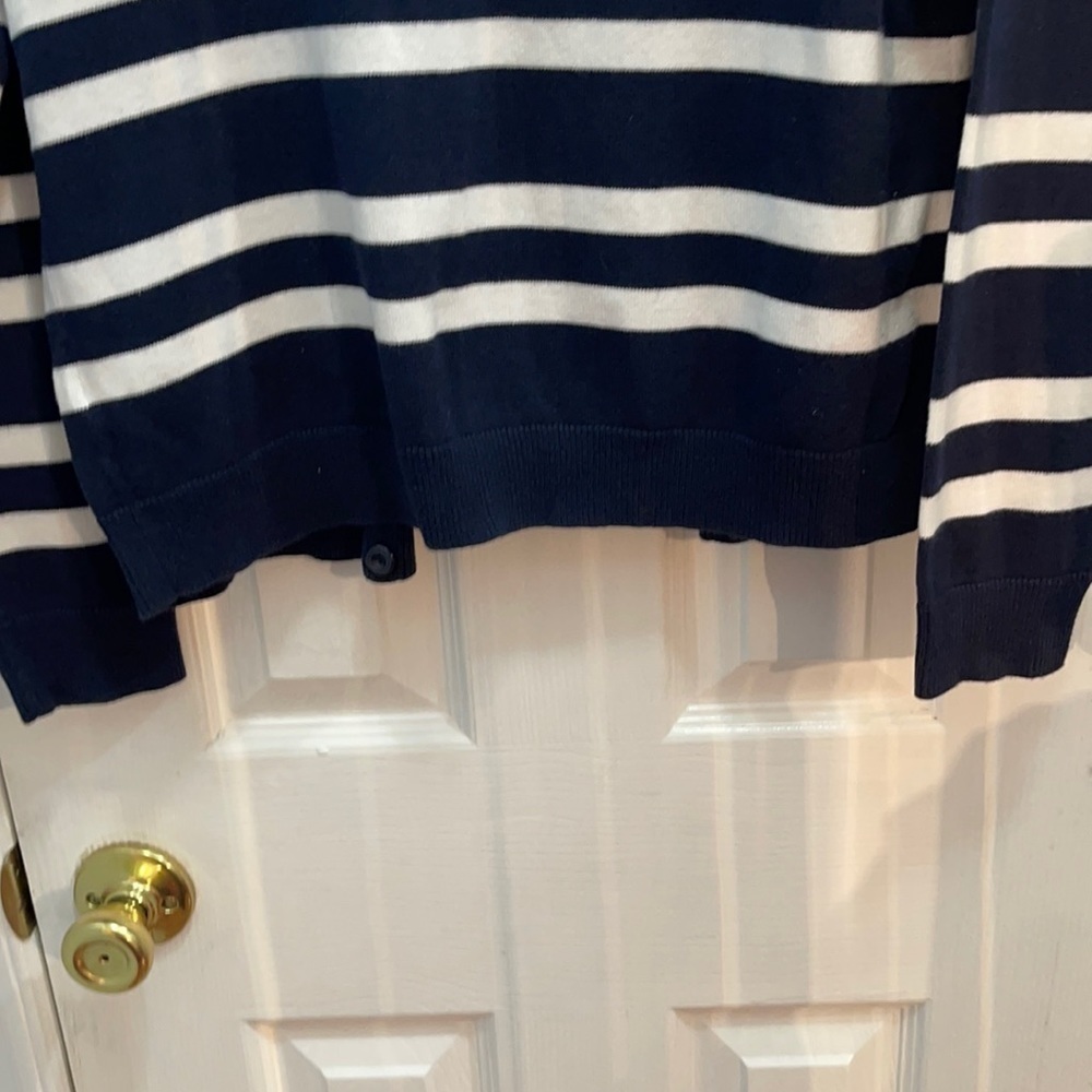 Liz Claiborne V Neck Button Down Cardigan - Medium - Picture 7 of 7